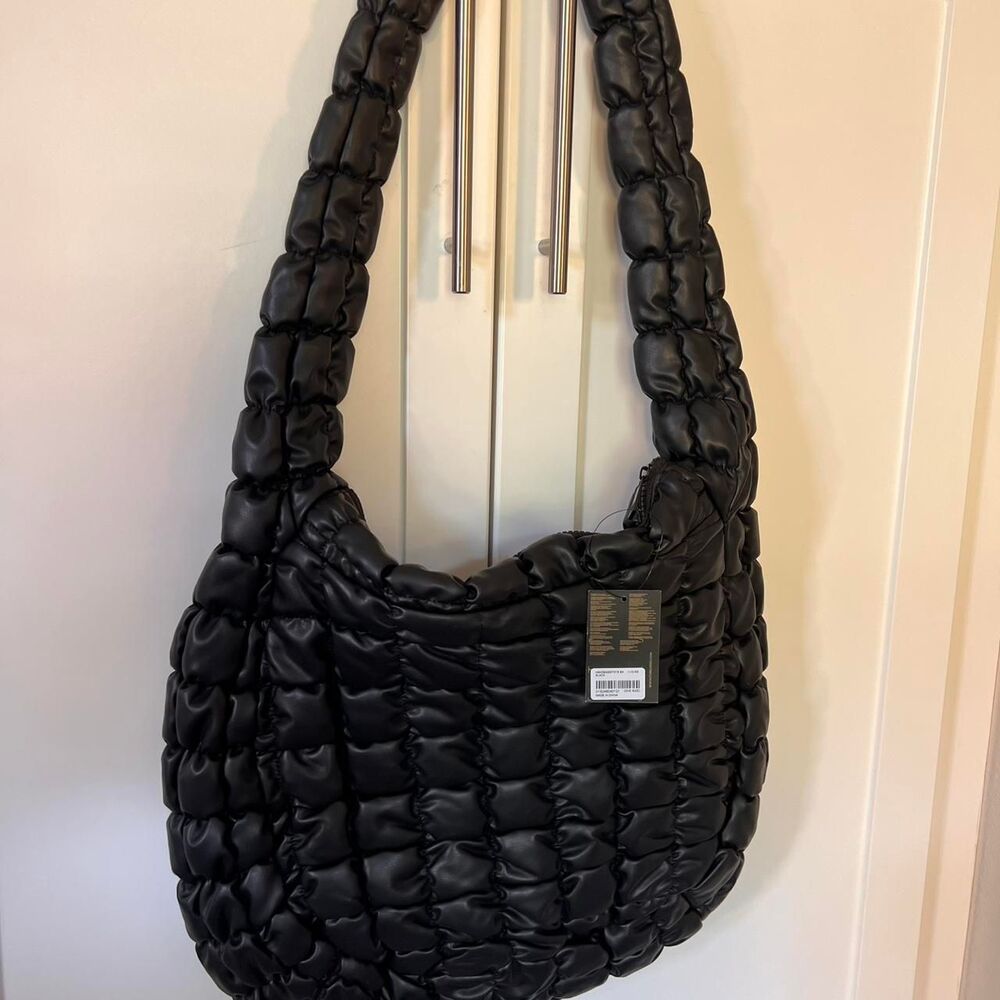 Forever 21 Large Women's Black Puffer Bag Brand new With Tags! - Picture 2 of 7